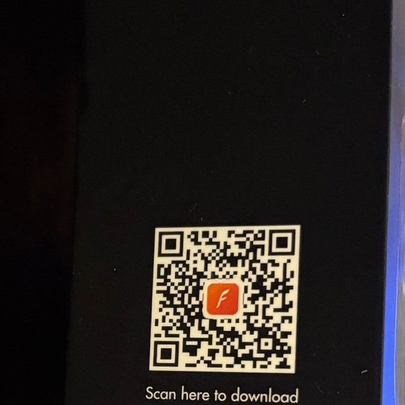 Smart Wearable Pink Watch - Picture 7 of 9